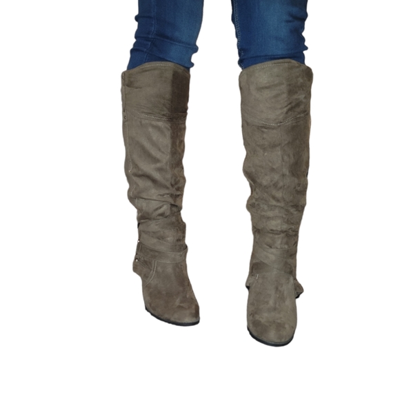 Brown Boots - Picture 2 of 2